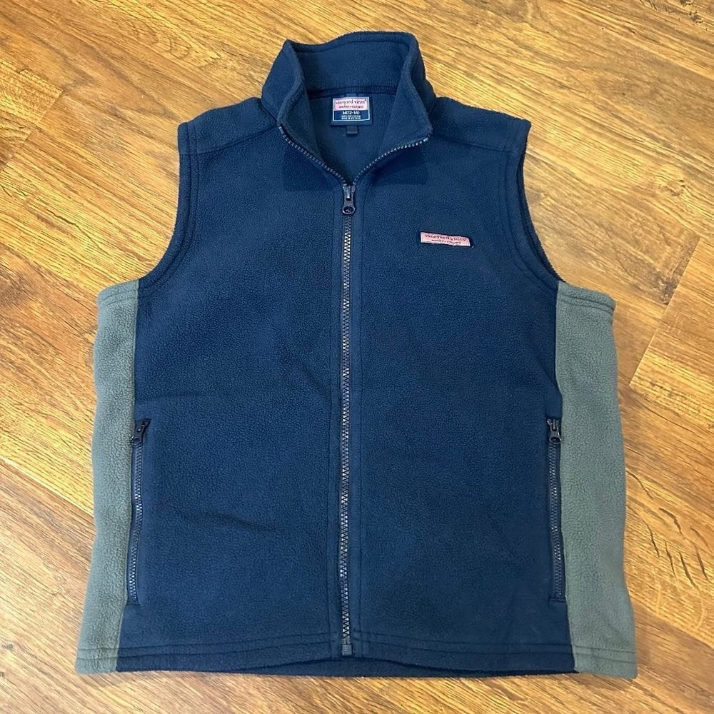 Vineyard Vines zip up vest
